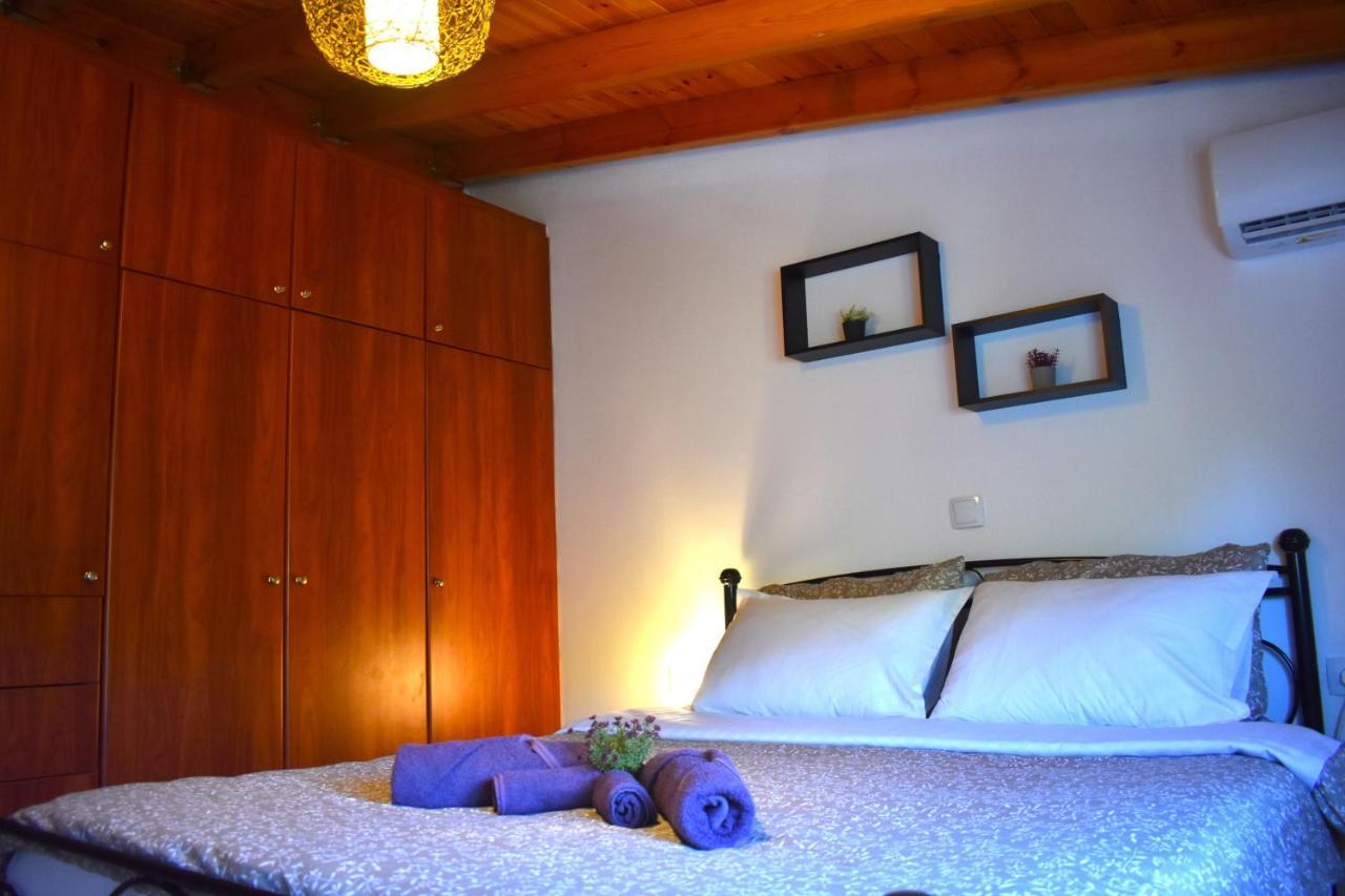 Amara Apartment Artemida  Ngoại thất bức ảnh
